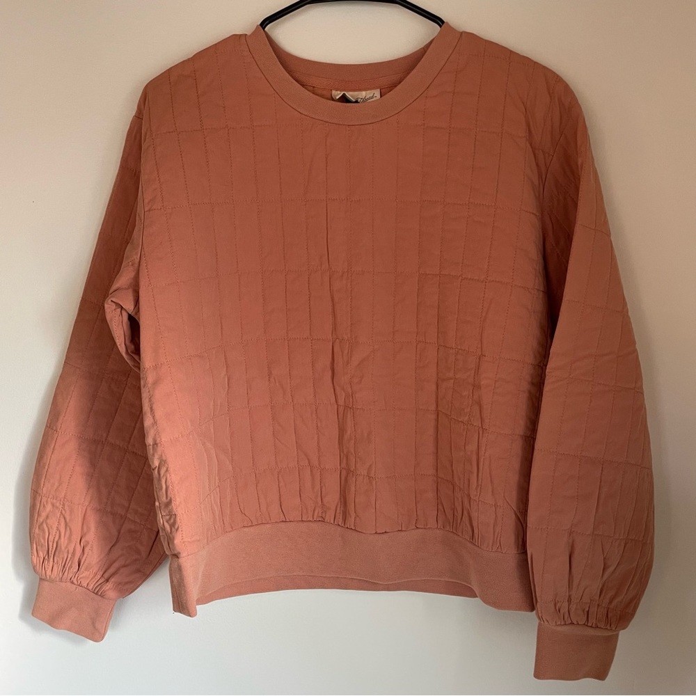 NWOT Dusty Pink Quilted Sweatshirt